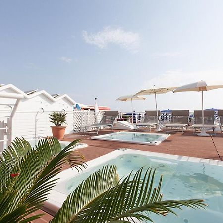 Riccione Beach Hotel - Enjoy Your Summer -Beach Village Incluso Exterior foto